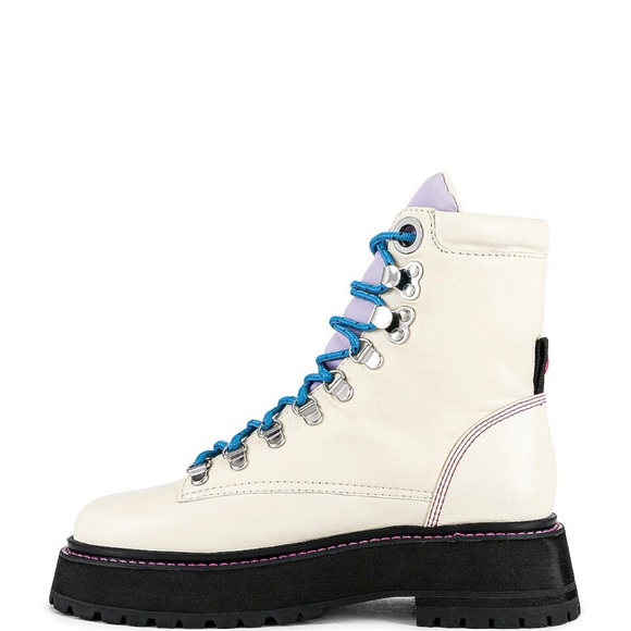 NWOB Larrodue Jordan Boot in Ivory Violet - Picture 7 of 15